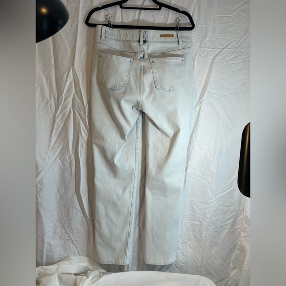 Soft Surroundings The Ultimate Denim Relaxed Straight Jeans Size Small - Picture 15 of 16
